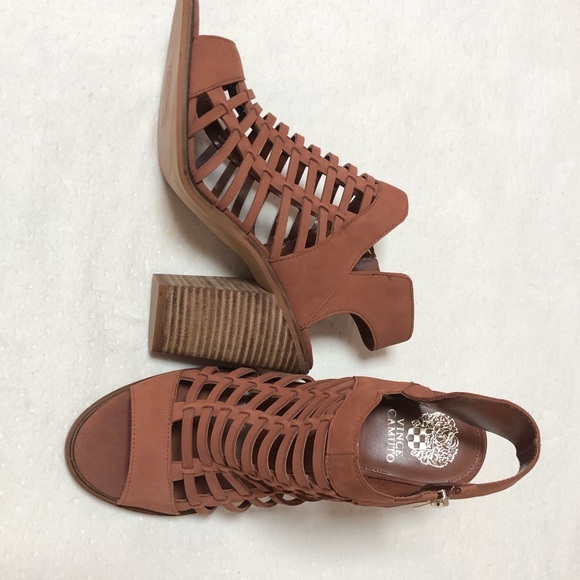 New Vince Camuto Block open toe heel - Picture 6 of 8